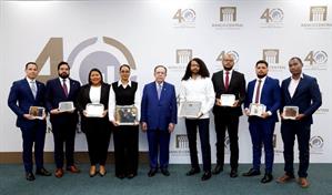 El Banco Central entrega premio de Econom&iacute;a Biblioteca Juan Pablo Duarte 2025