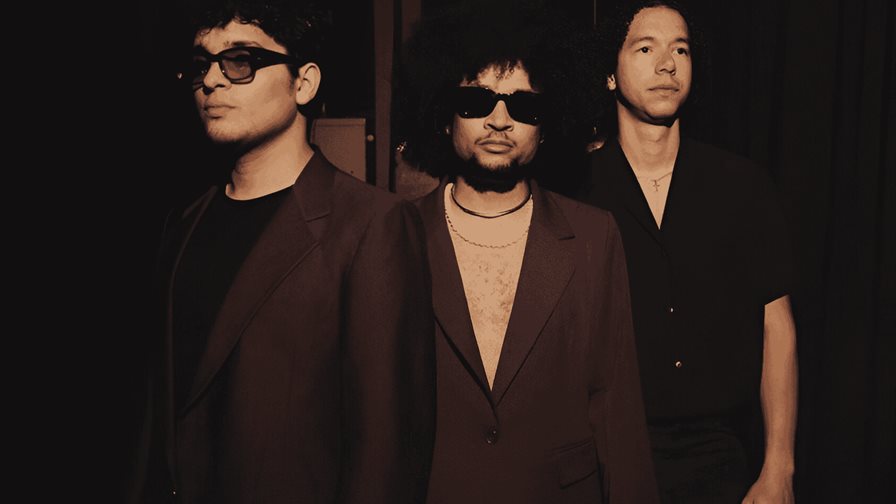 El sello discogr&aacute;fico Point Records firma a Solo Fern&aacute;ndez