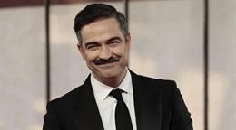 El actor mexicano Alfonso Herrera protagoniza la adaptaci&oacute;n de La casa de los esp&iacute;ritus