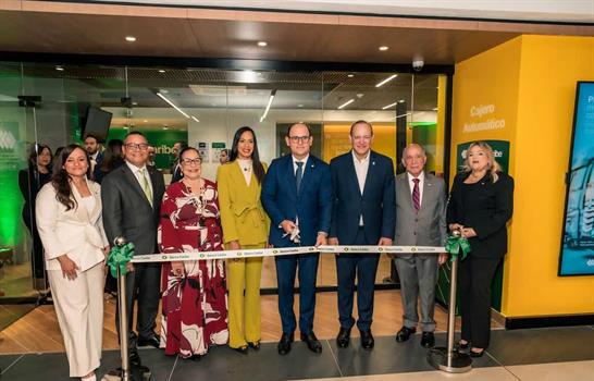 El Banco Caribe abre sus puertas en &Aacute;gora Santiago Center