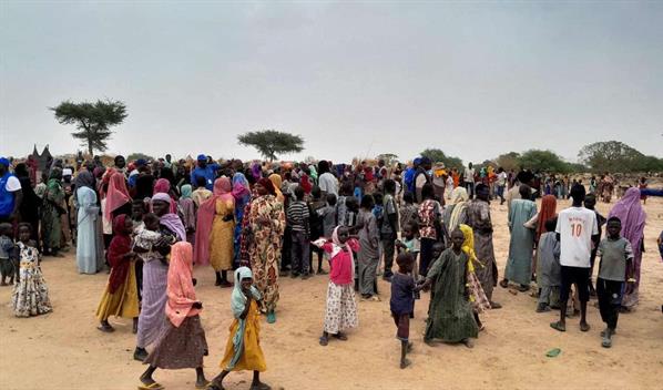 Paramilitares de Sud&aacute;n cometieron asesinatos en masa en Darfur, dice fiscal de la CPI