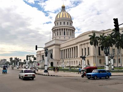 China "seguirá apoyando a Cuba" tras exigir el fin del bloqueo ONU