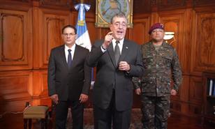 Presidente de Guatemala decreta estado de sitio tras asesinato de polic&iacute;as por pandilleros