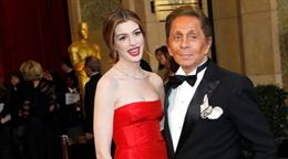 Jackie Kennedy, Julia Roberts, Anne Hathaway o la reina Sof&iacute;a, admiradoras de Valentino