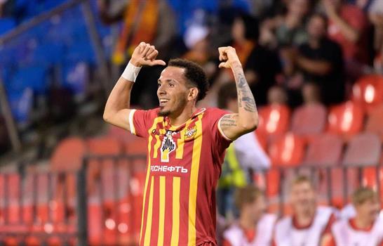 El futbolista dominicano que quiere dejar Rusia por temor a la guerra con Ucrania