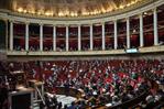 Francia aprobará sus presupuestos sin el voto del Parlamento pese a riesgo de censura