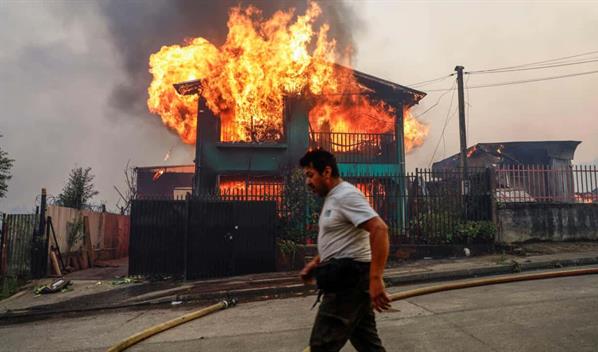 Incendios sin control en el sur de Chile dejan 19 muertos y miles de evacuados
