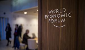 Organizadores de Davos cancelan la participaci&oacute;n del canciller iran&iacute; por considerarla inapropiada