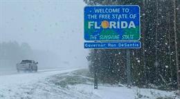 Noroeste de Florida registra nevadas poco frecuentes por las bajas temperaturas