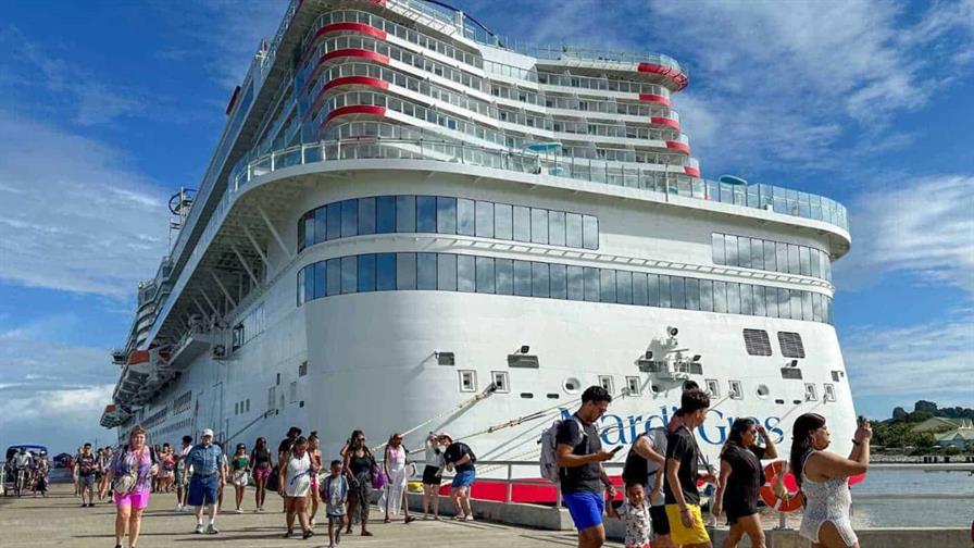 La Polic&iacute;a Nacional refuerza la seguridad en La Romana durante arribo de cruceros