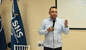 Director del SNS busca di&aacute;logo con los gremios de enfermer&iacute;a ante llamado a protesta