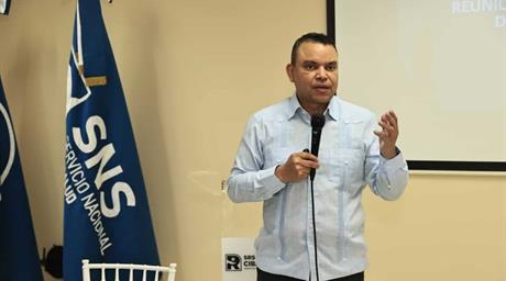 Director del SNS busca di&aacute;logo con los gremios de enfermer&iacute;a ante llamado a protesta