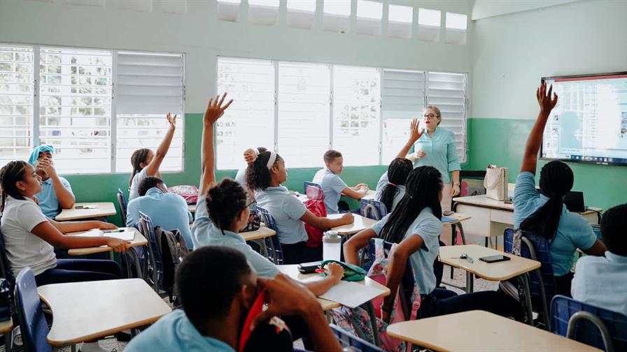 Inicia la tercera etapa de la evaluaci&oacute;n de desempe&ntilde;o docente 2025-2026