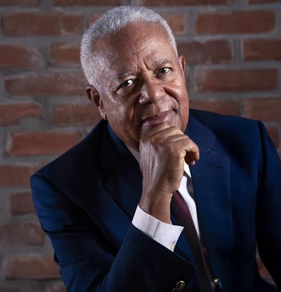 Osvaldo Santana presenta una nueva edici&oacute;n de "Pe&ntilde;a G&oacute;mez, sus or&iacute;genes"