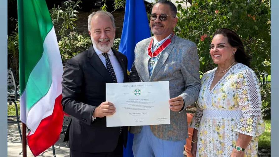 Arqu&iacute;medes Cabrera recibe condecoraci&oacute;n del gobierno Italiano