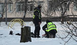 Ataque nocturno ruso deja a miles de hogares en Kiev sin calefacci&oacute;n en pleno invierno