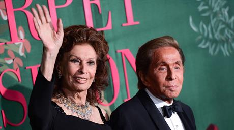 Grandes figuras expresan su &uacute;ltimo adi&oacute;s a Valentino Garavani