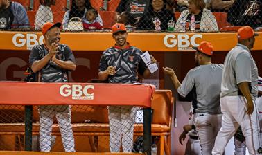 V&iacute;ctor Est&eacute;vez, de los Toros: La entrega total del grupo nos llev&oacute; a la final