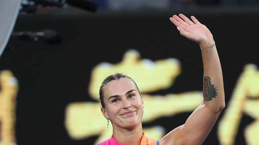 Alcaraz y Sabalenka cumplen y ya est&aacute;n en tercera ronda en Melbourne