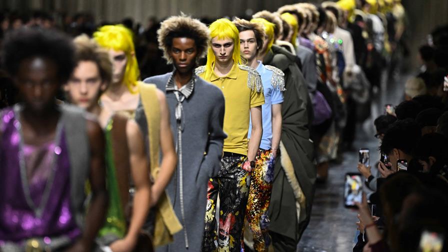 Anderson reinventa los clásicos de Dior con toques punk en la Semana de la Moda Masculina