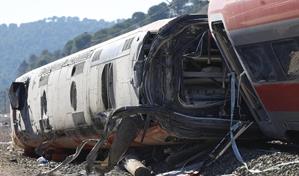 Se elevan a 43 los muertos en el accidente ferroviario del sur de Espa&ntilde;a