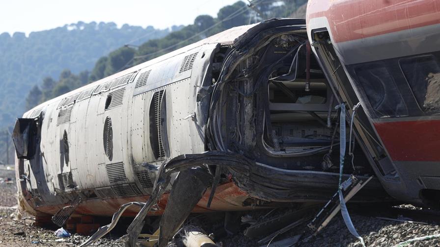 Se elevan a 43 los muertos en el accidente ferroviario del sur de Espa&ntilde;a