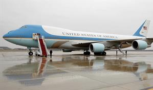 Avi&oacute;n de Trump sufre problema el&eacute;ctrico menor y ser&aacute; reemplazado para viajar a Davos