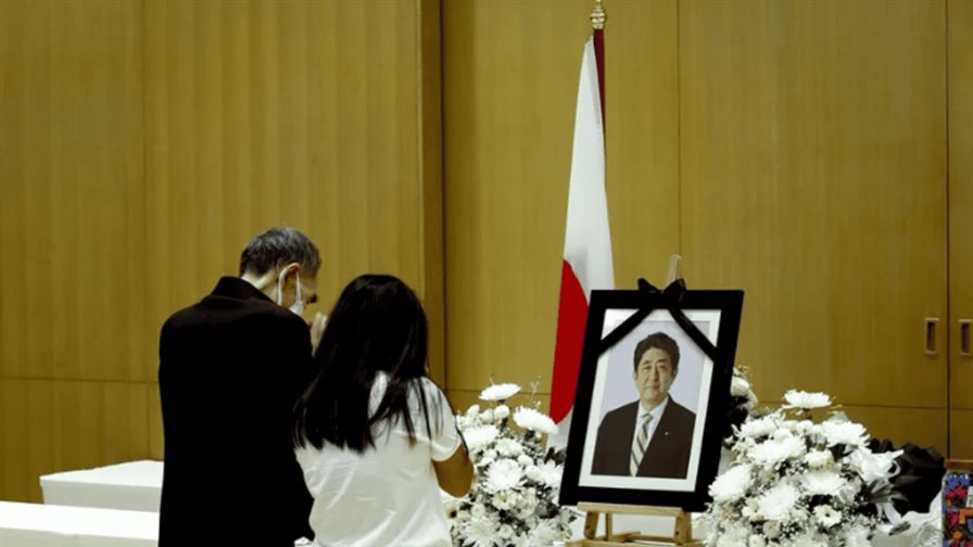 Un tribunal japon&eacute;s condena a cadena perpetua al asesino del exmandatario Shinzo Abe