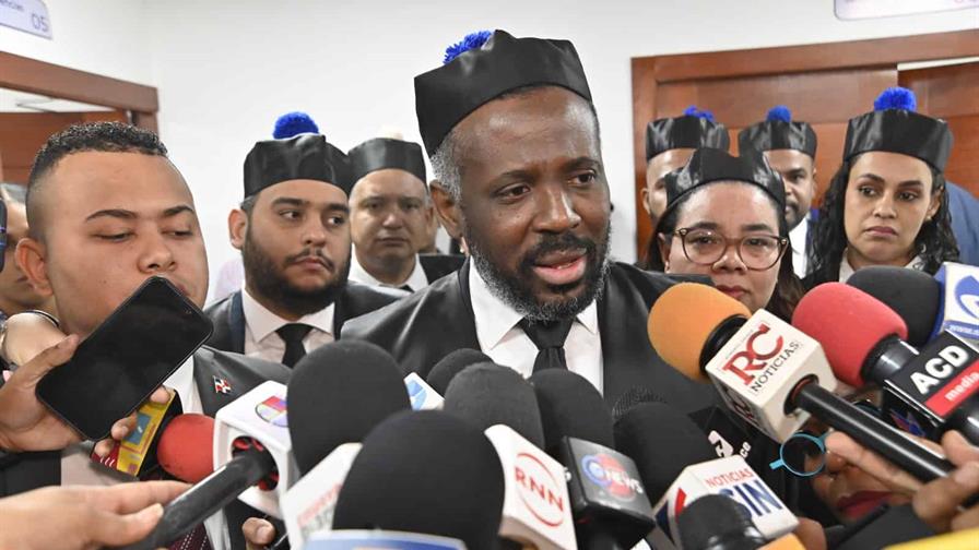 Wilson Camacho dice trabajan sin descanso para someter Senasa 2.0