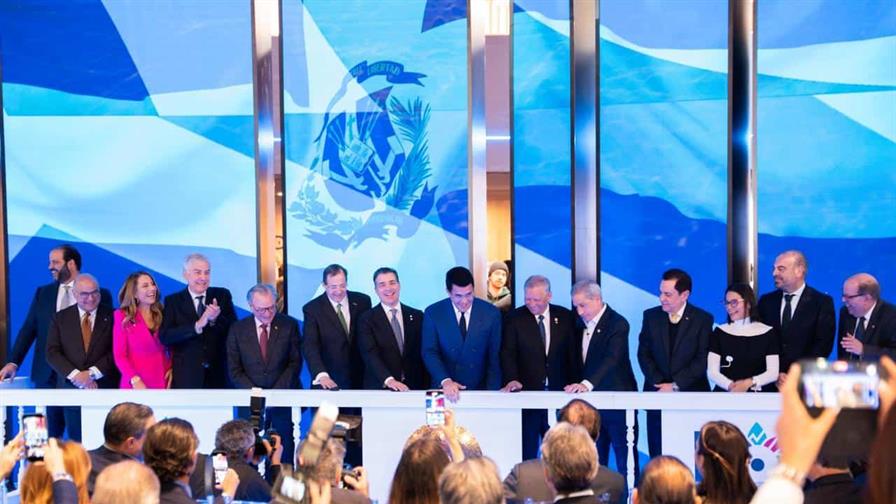 David Collado inaugura stand dominicano en Fitur 2026