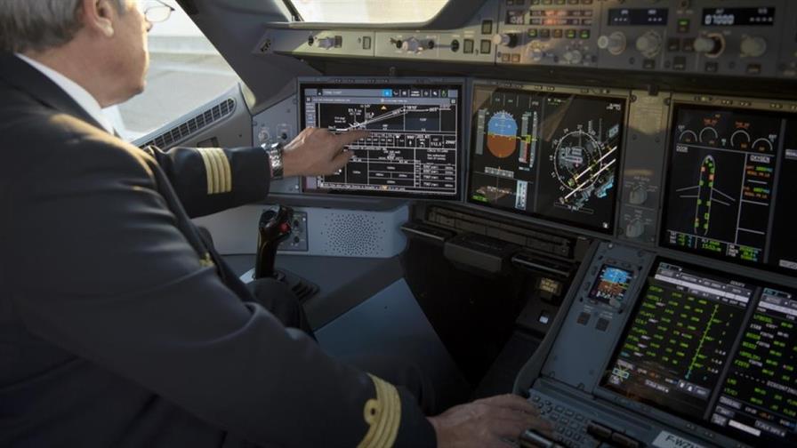 El empuje por automatizar los aviones para eliminar las posiciones de pilotos