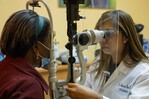 Accidentes de tránsito y riñas lideran las causas de traumas oculares en RD