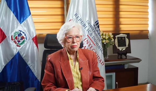 Milagros Ortiz Bosch desmiente acusaciones de opacidad y destaca avances en transparencia