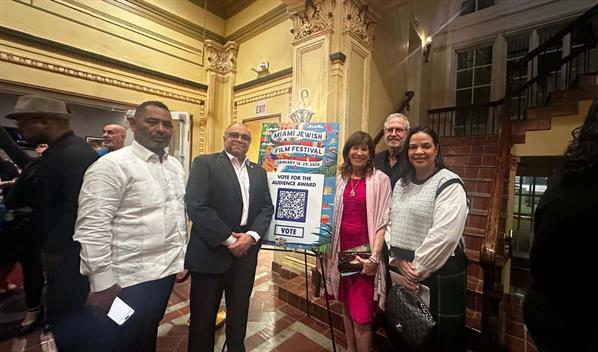 El documental Nos llamaron los jud&iacute;os de Trujillo se estrena en Miami