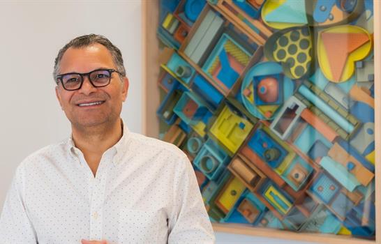 Presentan la exposici&oacute;n "El centro puede estar en todas partes" de Quisqueya Henr&iacute;quez en Fitur