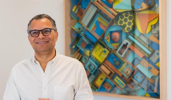 Presentan la exposici&oacute;n "El centro puede estar en todas partes" de Quisqueya Henr&iacute;quez en Fitur