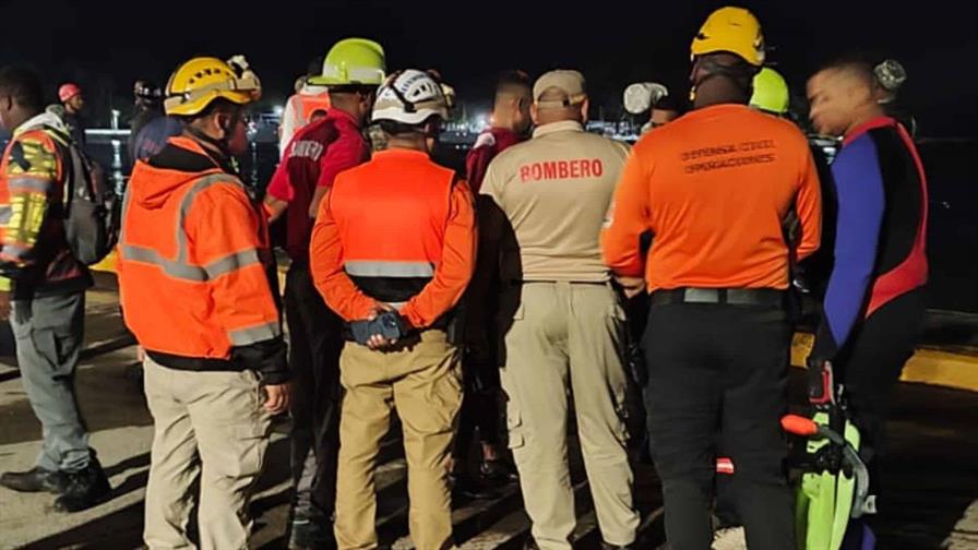 Muere conductor de cami&oacute;n tras perder el control y caer al r&iacute;o Ozama