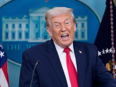 «Terror» entre latinos y altos costos marcan el primer año de Trump