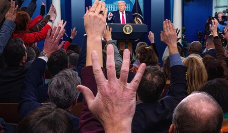 Encuesta muestra aceptaci&oacute;n de restricciones a la prensa en Estados Unidos