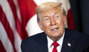 Trump pide negociaciones inmediatas para comprar Groenlandia, pero no usar&aacute; la fuerza