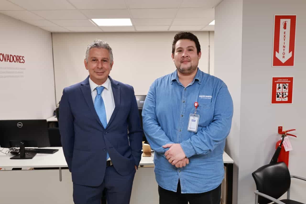 Francisco Fern&aacute;ndez y Victor Zelarayan.