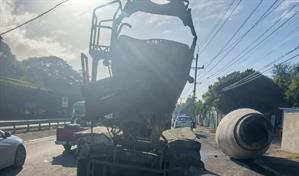 Caos en autopistas: camiones y patanas protagonizan tres accidentes este jueves