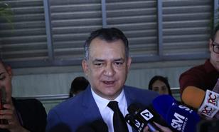 El presidente de la JCE advierte portadores de c&eacute;dula falsa van a caer presos si van a renovarla