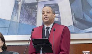 Presidente del TC dice controversias por sus fallos son "un signo de fortaleza democr&aacute;tica"