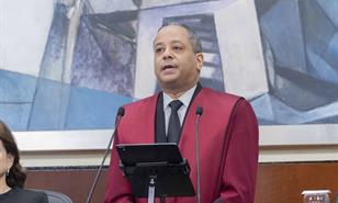 Presidente del TC dice controversias por sus fallos son "un signo de fortaleza democr&aacute;tica"