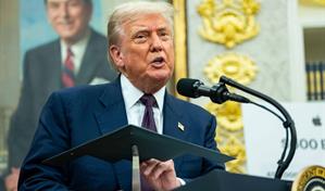 Trump advierte de represalias si Europa vende activos estadounidenses por los aranceles