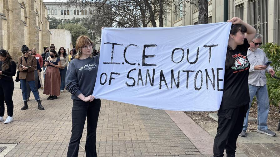 La ciudad con mayor poblaci&oacute;n hispana de Texas, en tensi&oacute;n por aumento de presencia de ICE