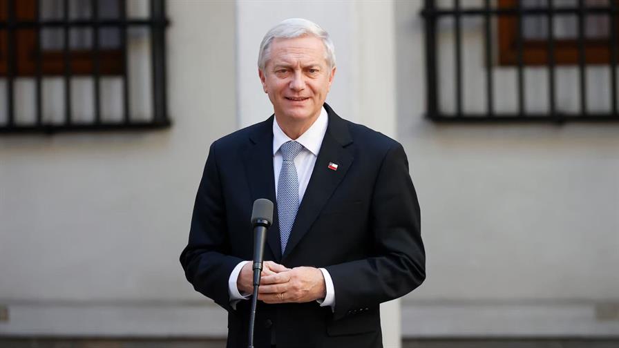 Kast inicia gira por Rep&uacute;blica Dominicana y parte de Centroam&eacute;rica, a El Salvador y Panam&aacute;