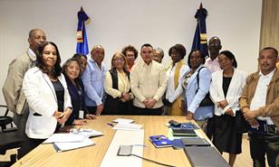 El director del SNS se re&uacute;ne con enfermeras y pide un comp&aacute;s de espera para analizar sus reclamos