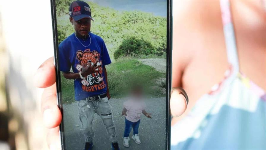 "Estoy vivo para contarlo": la angustia y el alivio de una madre tras el derrumbe en Nigua